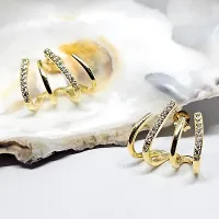 Women's Shiny Stylish Claw Stud Earrings 